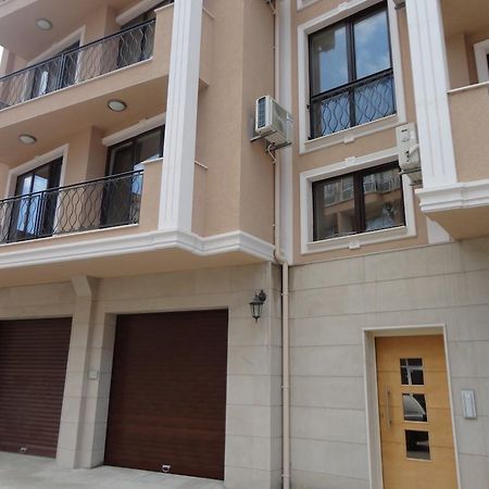 Holiday Apartments In Pomorie Buitenkant foto